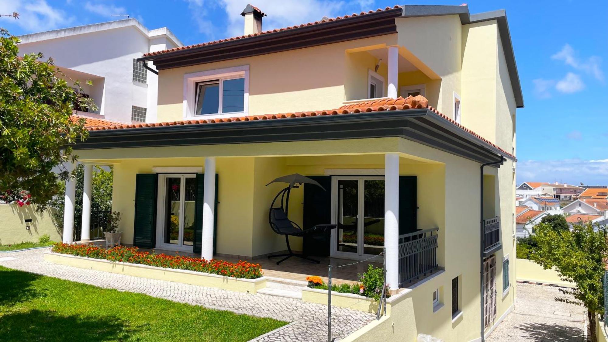 Lolik Villa Sobreda Luaran gambar